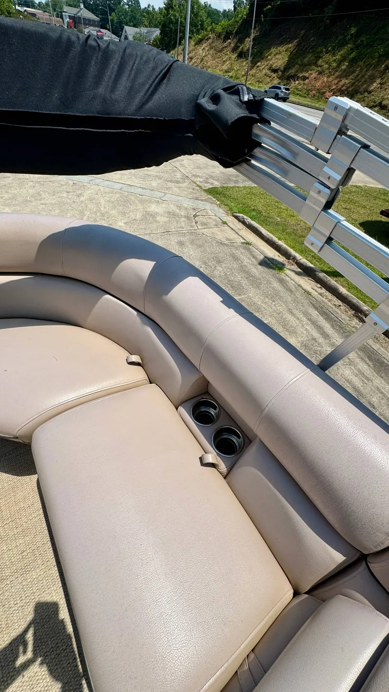 Slide: The Image of South Bay 523RS 2018 - 11