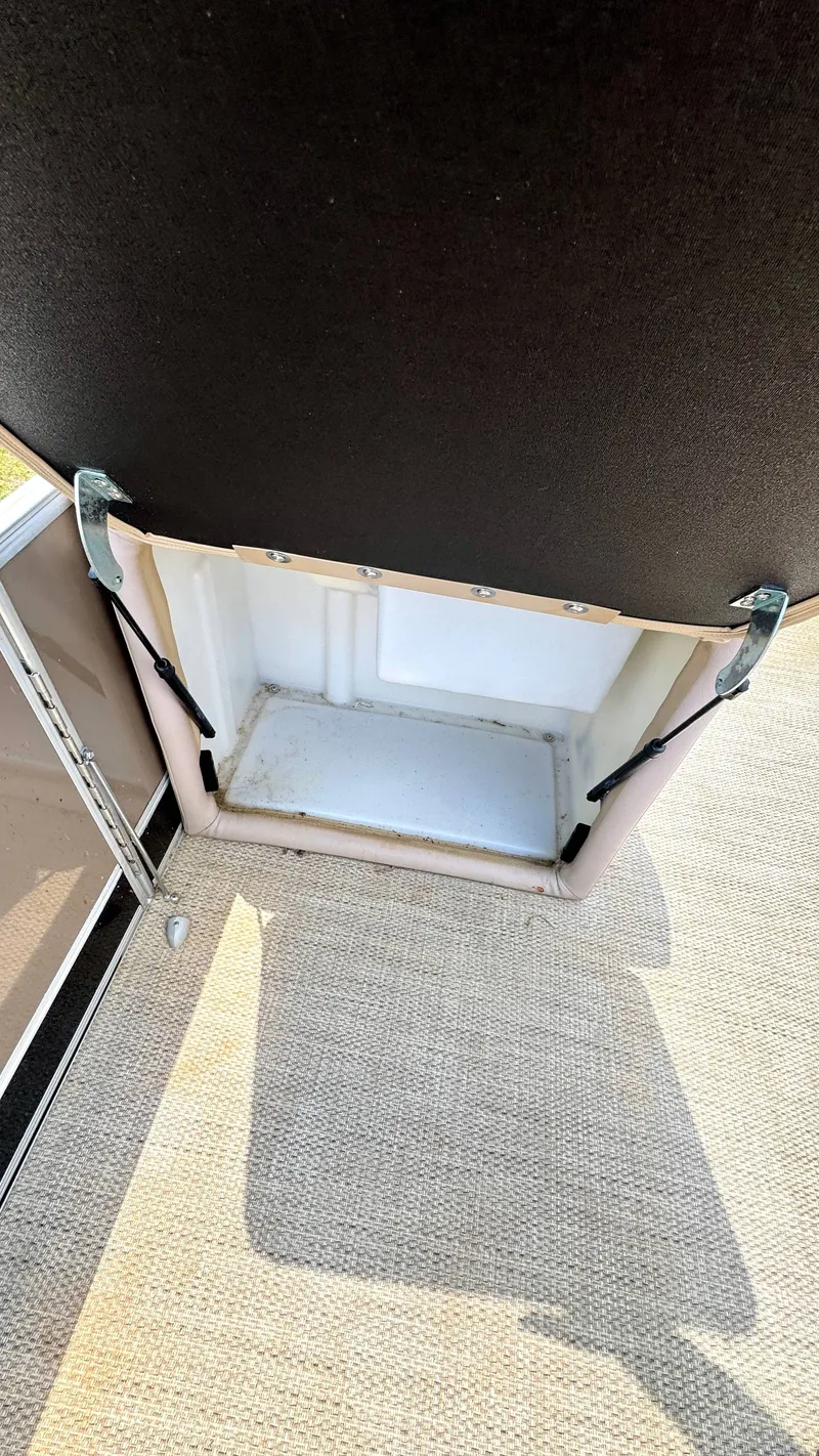 Slide: The Image of South Bay 523RS 2018 - 12