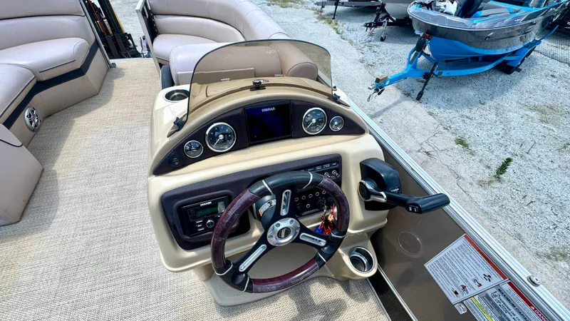 Slide: The Image of South Bay 523RS 2018 - 6