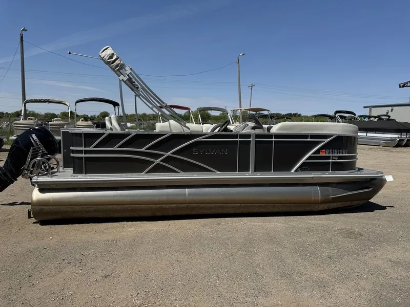 Slide: The Image of Sylvan 820 Party Fish Pontoon 2023 - 15