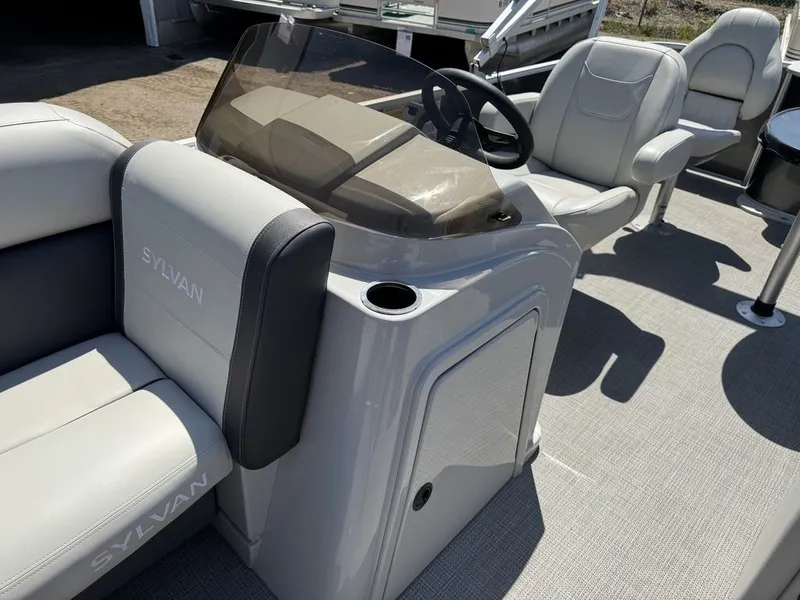 Slide: The Image of Sylvan 820 Party Fish Pontoon 2023 - 16