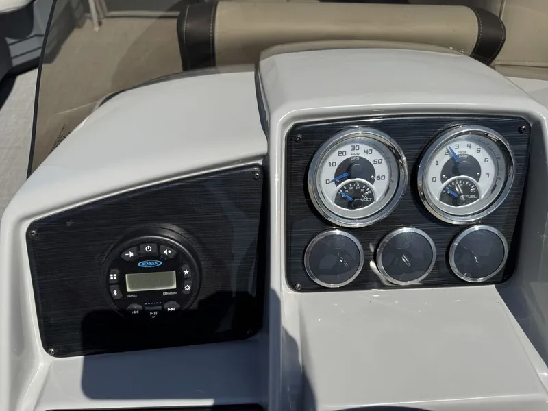 Slide: The Image of Sylvan 820 Party Fish Pontoon 2023 - 19