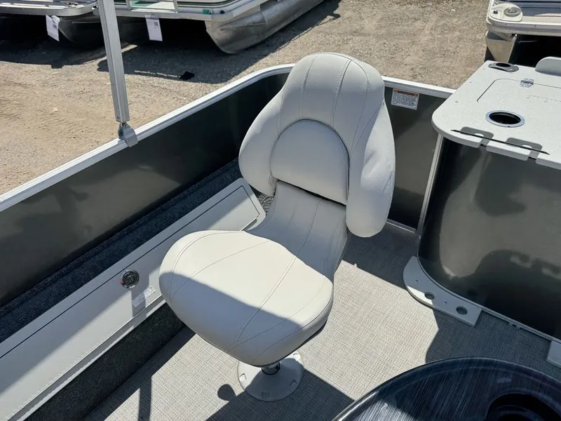 Slide: The Image of Sylvan 820 Party Fish Pontoon 2023 - 33