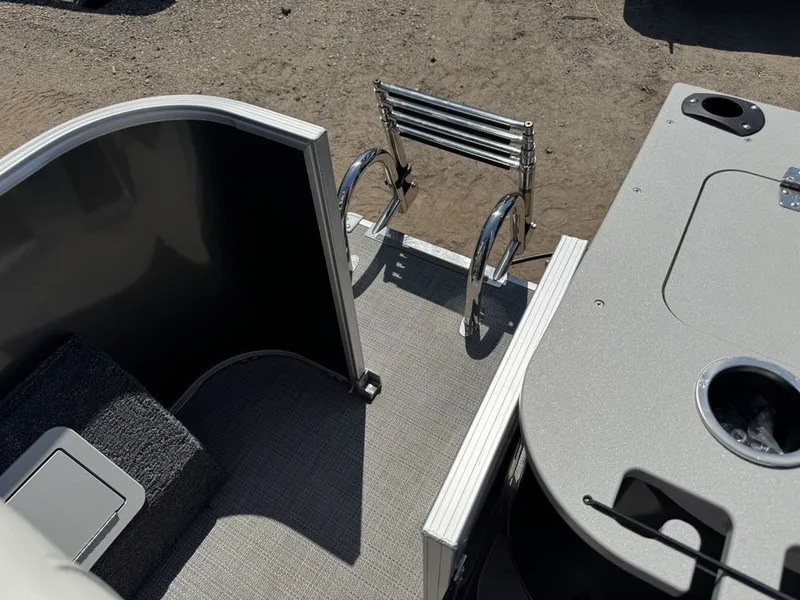 Slide: The Image of Sylvan 820 Party Fish Pontoon 2023 - 40