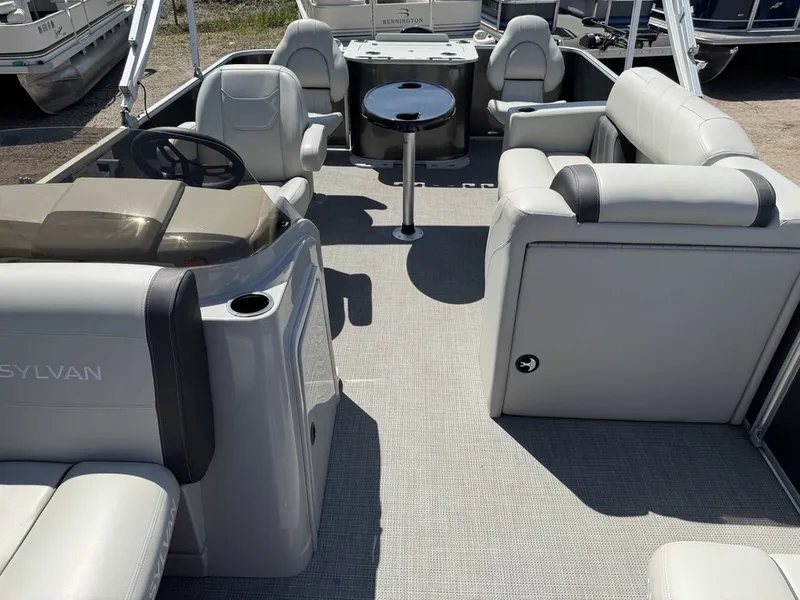 Slide: The Image of Sylvan 820 Party Fish Pontoon 2023 - 6