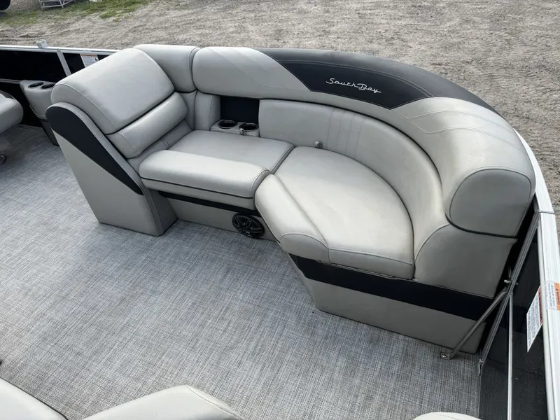 Slide: The Image of South Bay 224RS LE Pontoon & 140HP Suzuki 4-Stroke EFI 2023 - 13
