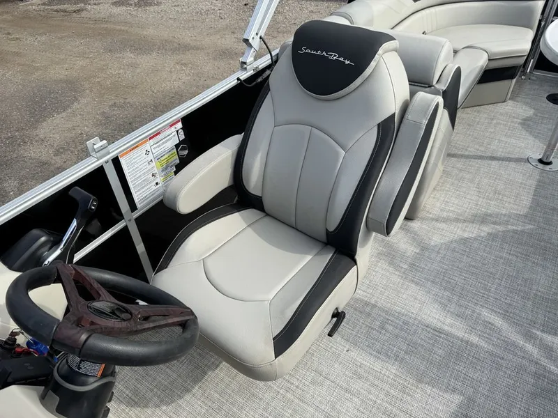 Slide: The Image of South Bay 224RS LE Pontoon & 140HP Suzuki 4-Stroke EFI 2023 - 18