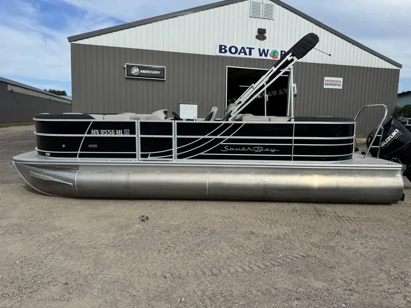 Slide: The Image of South Bay 224RS LE Pontoon & 140HP Suzuki 4-Stroke EFI 2023 - 26