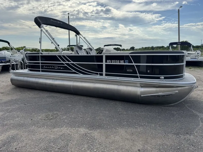 Slide: The Image of South Bay 224RS LE Pontoon & 140HP Suzuki 4-Stroke EFI 2023 - 44