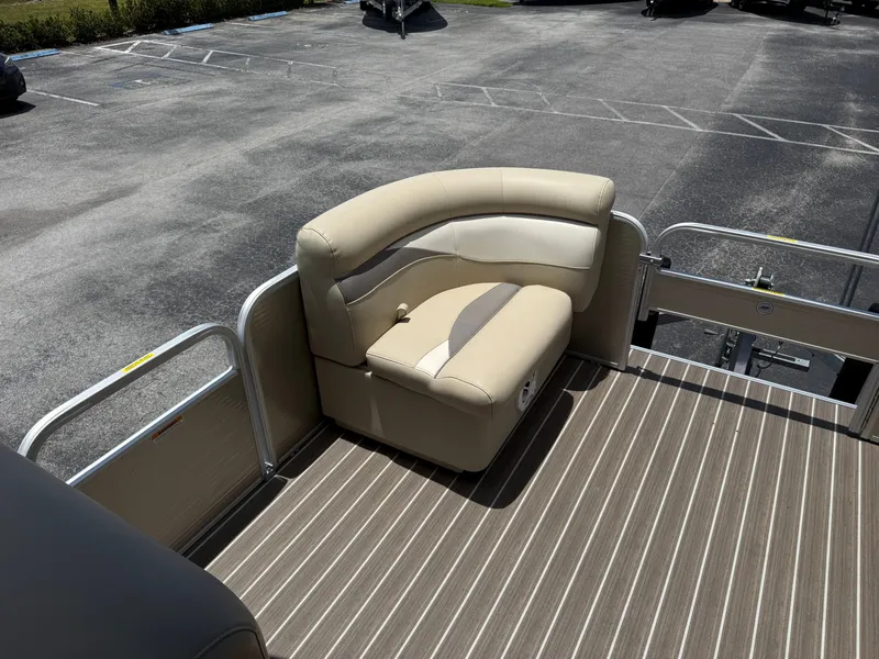 Slide: The Image of Sweetwater 2086 FCS 2016 - 10