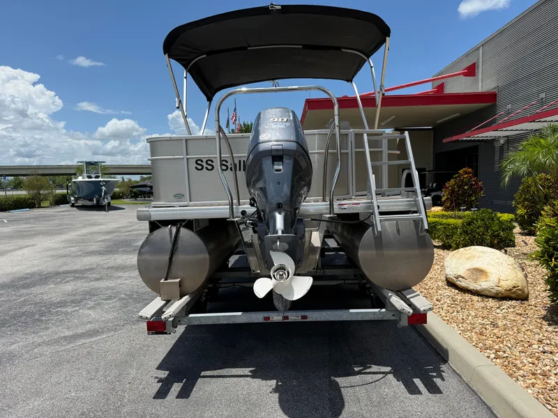 Slide: The Image of Sweetwater 2086 FCS 2016 - 14