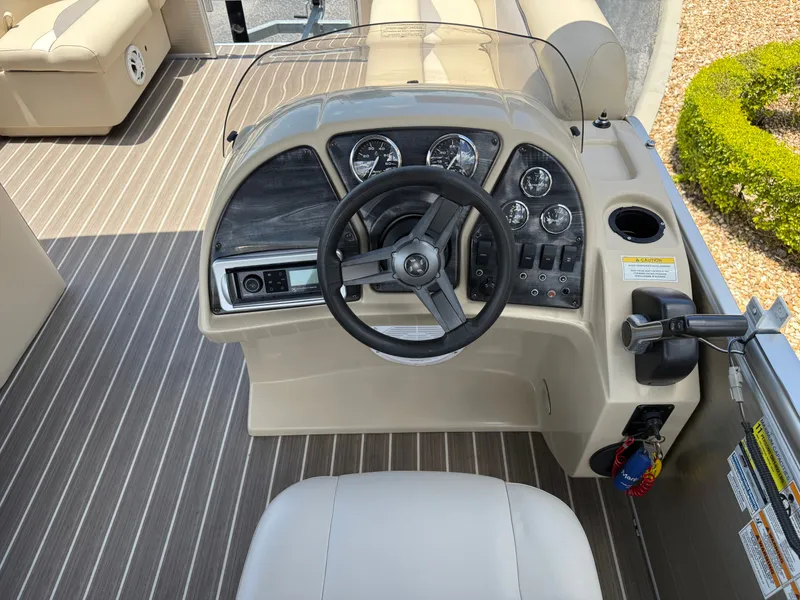 Slide: The Image of Sweetwater 2086 FCS 2016 - 8