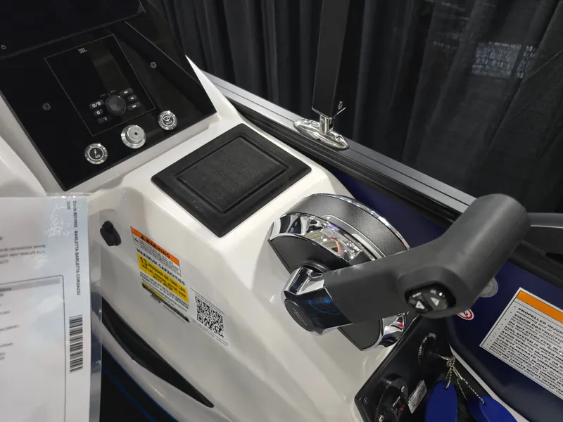 Slide: The Image of Control console of 2026 Barletta Corsa 23 U with controls. - 30