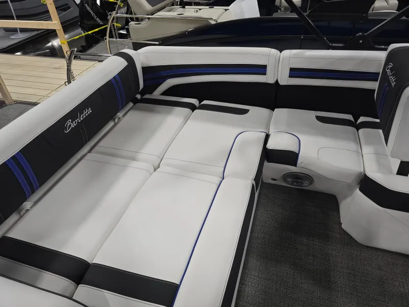 Slide: The Image of Interior of Barletta Corsa 23 U boat, 2026 model. - 33