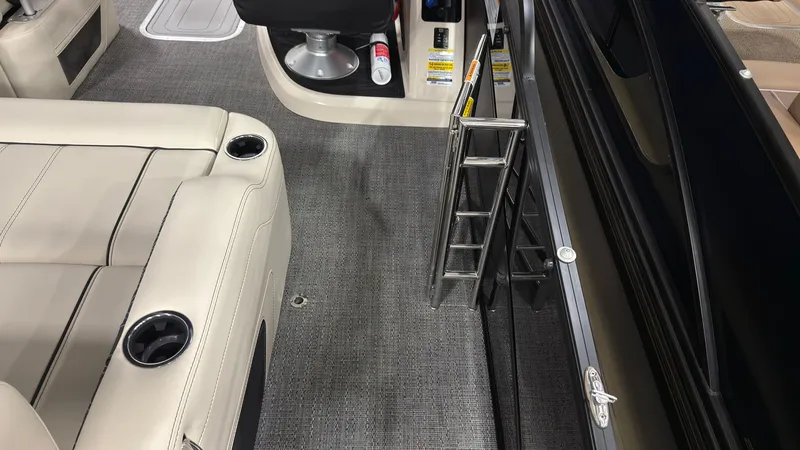 Slide: The Image of Interior of 2026 Barletta Lusso 25 U with seat and ladder. - 32