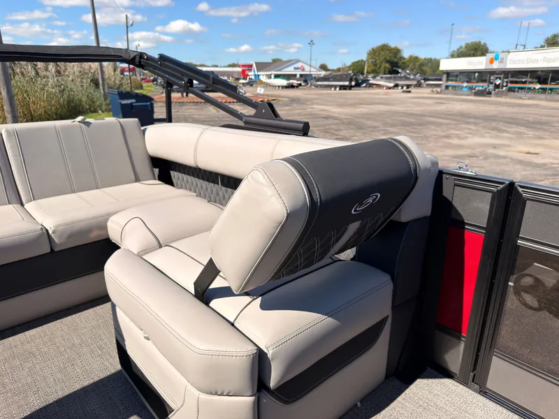 Slide: The Image of The image shows the luxurious interior of a 2026 Barletta Lusso 25 U with comfortable seating. - 42