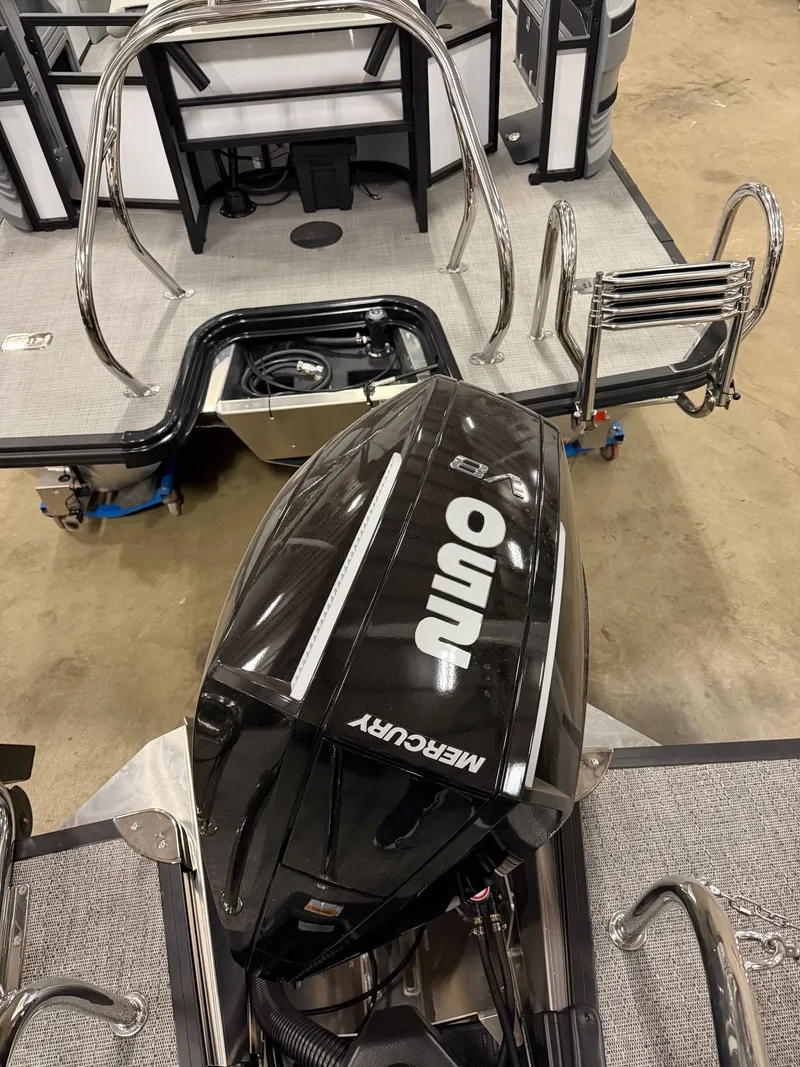 Slide: The Image of Barletta Cabrio 24 M 2026 with Mercury outboard motor. - 20