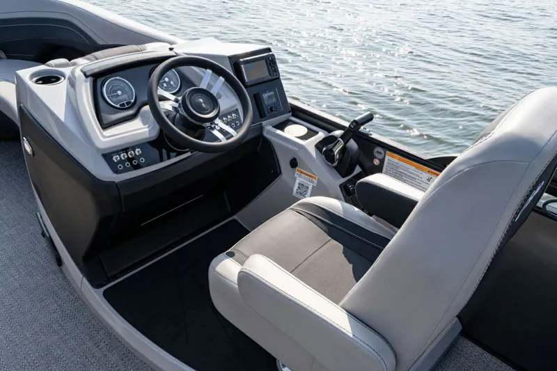 Slide: The Image of Barletta Cabrio 24 U 2026 - 2