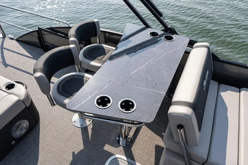 Slide: The Image of Barletta Cabrio 24 U 2026 - 4