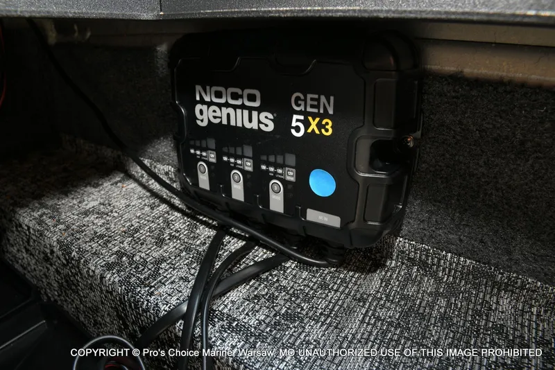 Slide: The Image of Tracker Targa V-19 Combo 2026 - 53