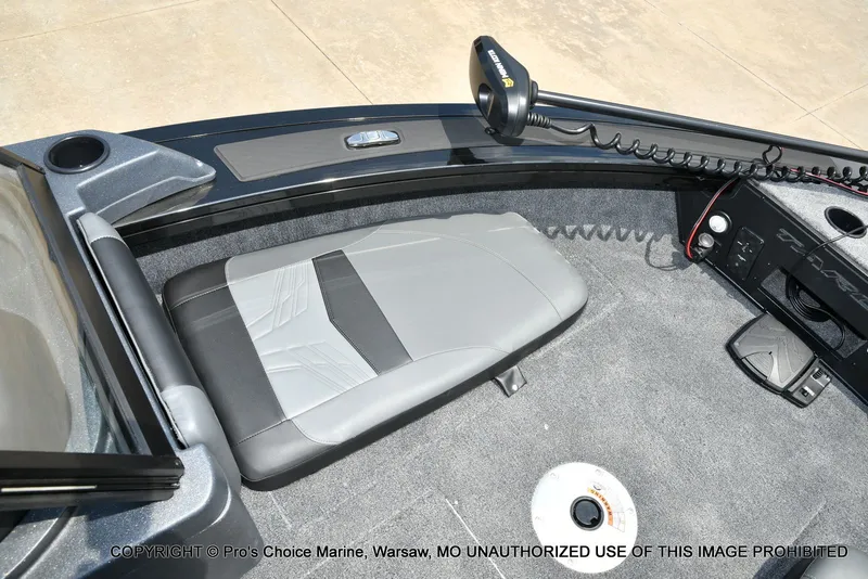 Slide: The Image of Tracker Targa V-19 Combo 2026 - 57