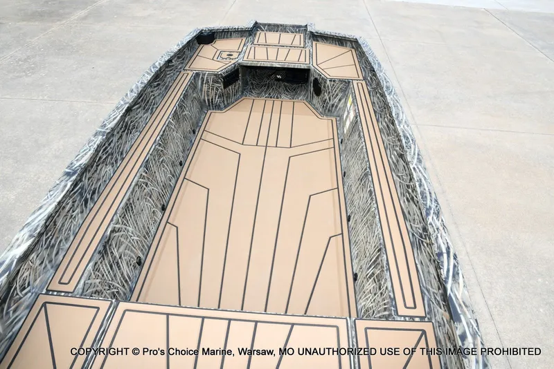 Slide: The Image of Tracker Grizzly 1650 T Prairie Wings Edition 2026 - 10