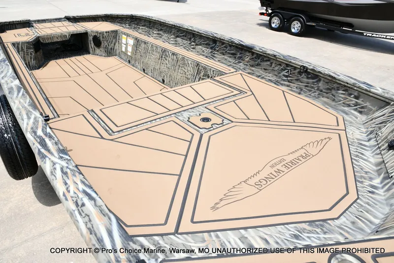 Slide: The Image of Tracker Grizzly 1650 T Prairie Wings Edition 2026 - 21