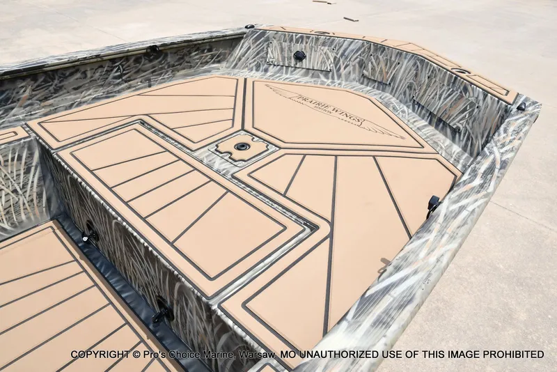 Slide: The Image of Tracker Grizzly 1650 T Prairie Wings Edition 2026 - 22