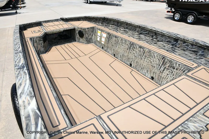 Slide: The Image of Tracker Grizzly 1650 T Prairie Wings Edition 2026 - 23