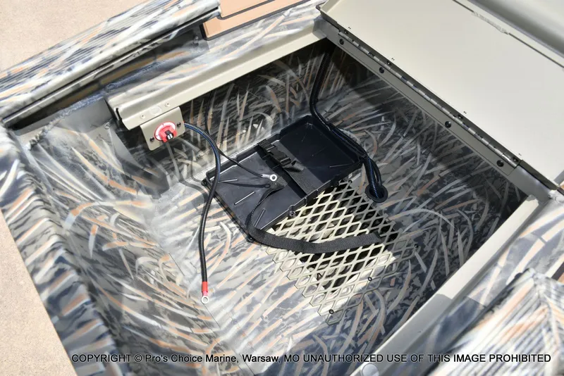 Slide: The Image of Tracker Grizzly 1650 T Prairie Wings Edition 2026 - 25