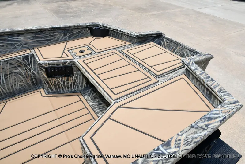 Slide: The Image of Tracker Grizzly 1650 T Prairie Wings Edition 2026 - 27