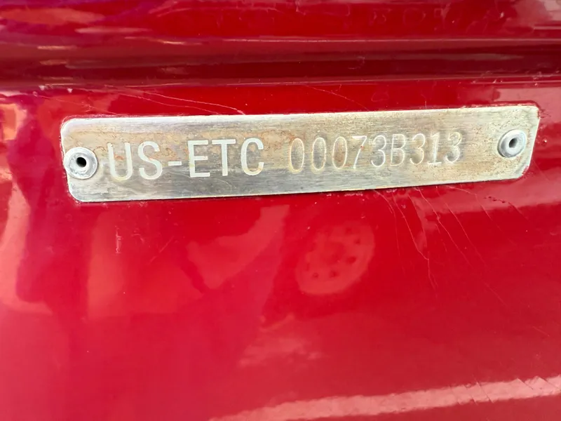 Slide: The Image of Hull identification number on red Ebbtide 2500 SS Fun Cruiser DC, 2013 model. - 18