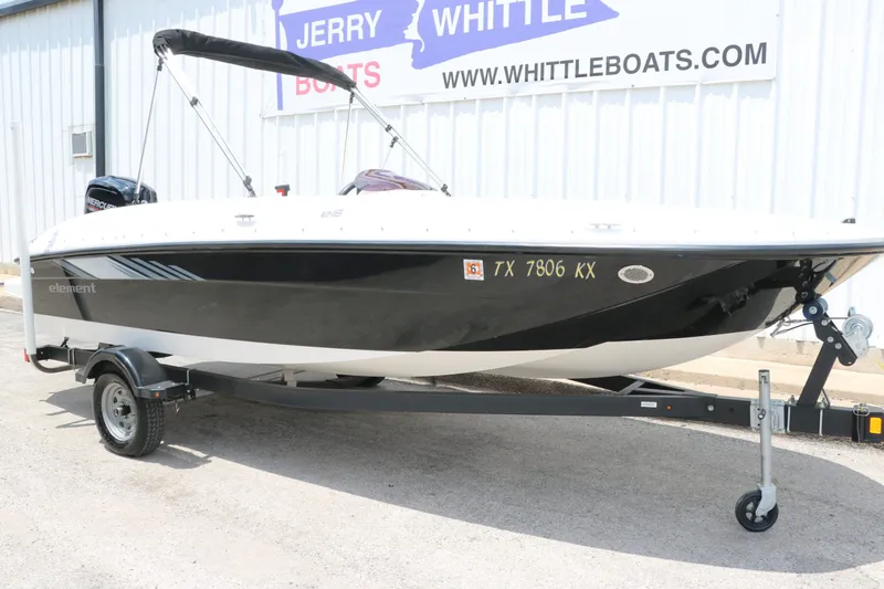 Slide: The Image of Bayliner E18 Element 2024 - 5