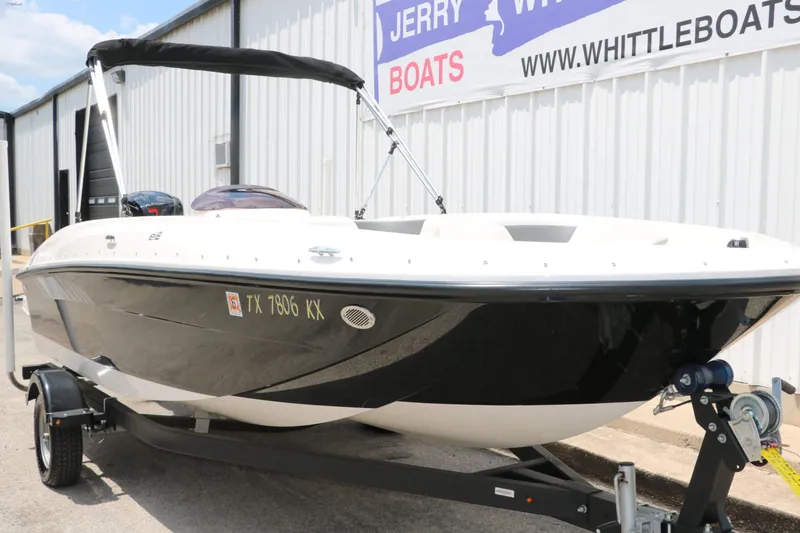 Slide: The Image of Bayliner E18 Element 2024 - 6