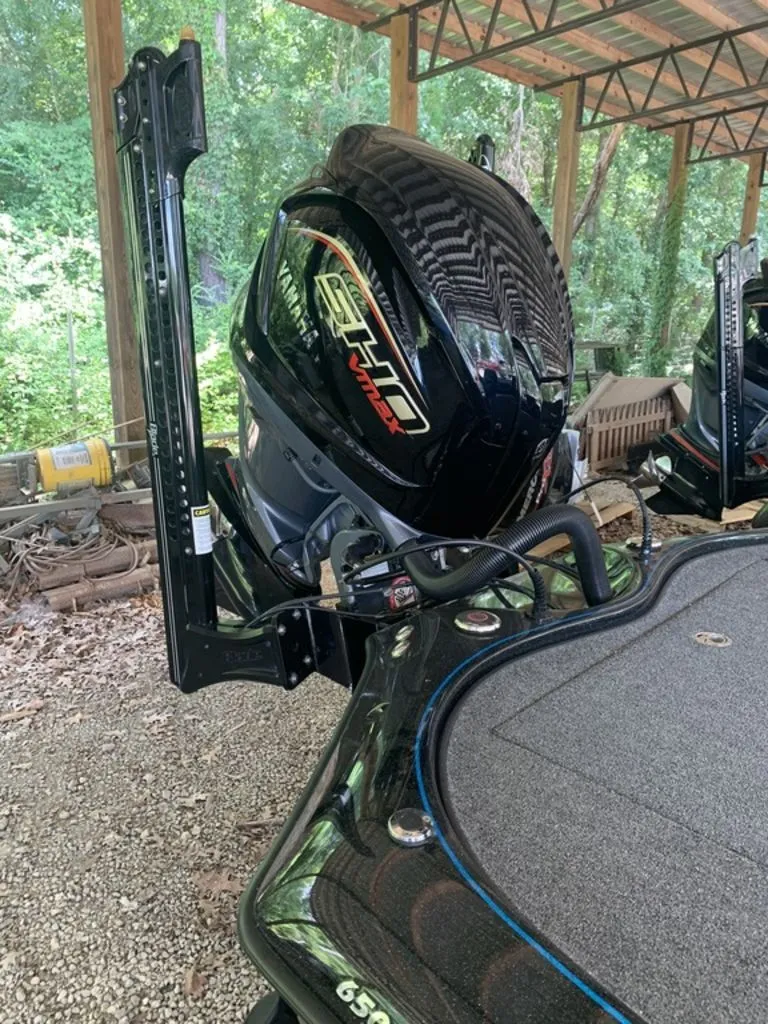 Slide: The Image of Blazer 650 Pro Tour 2023 - 6