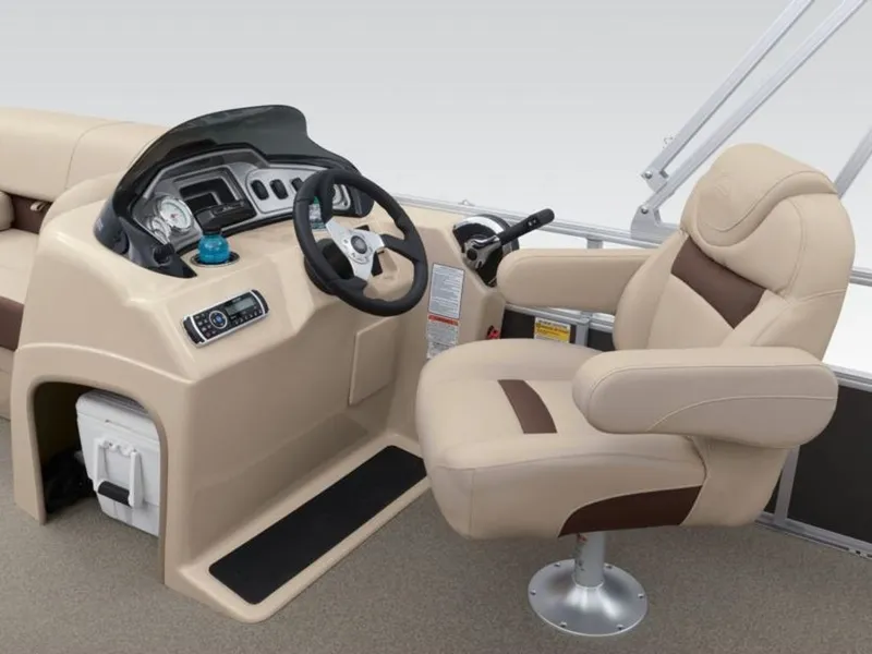 Slide: The Image of Sun Tracker Party Barge 20 DLX 2018 - 4