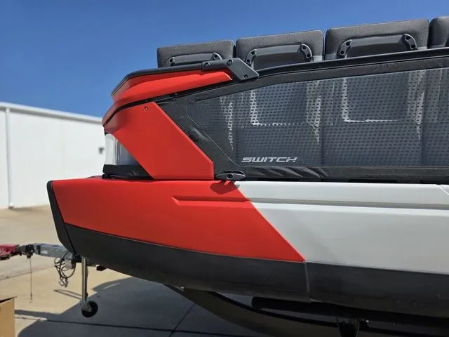 Slide: The Image of Sea-Doo Switch Cruise 21 2025 - 19