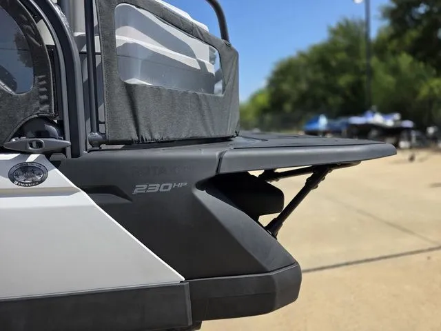 Slide: The Image of Sea-Doo Switch Cruise 21 2025 - 20