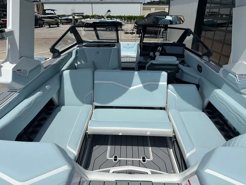 Slide: The Image of Nautique G23 2026 - 17