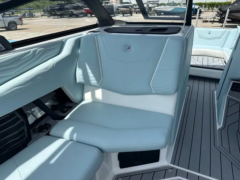 Slide: The Image of Nautique G23 2026 - 25