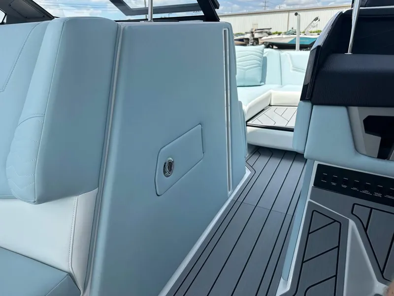 Slide: The Image of Nautique G23 2026 - 30