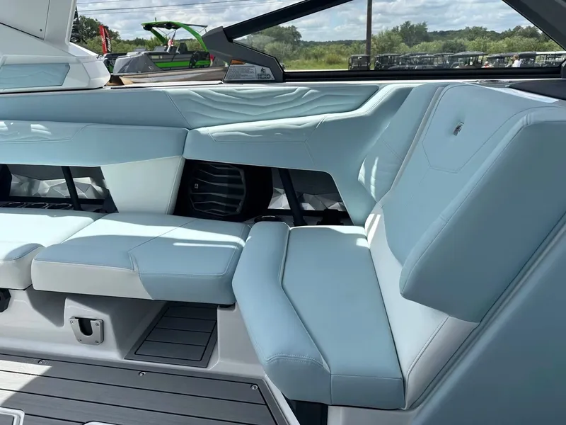 Slide: The Image of Nautique G23 2026 - 32