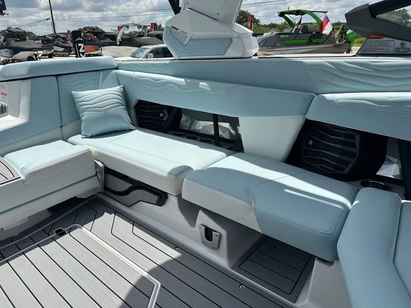 Slide: The Image of Nautique G23 2026 - 34