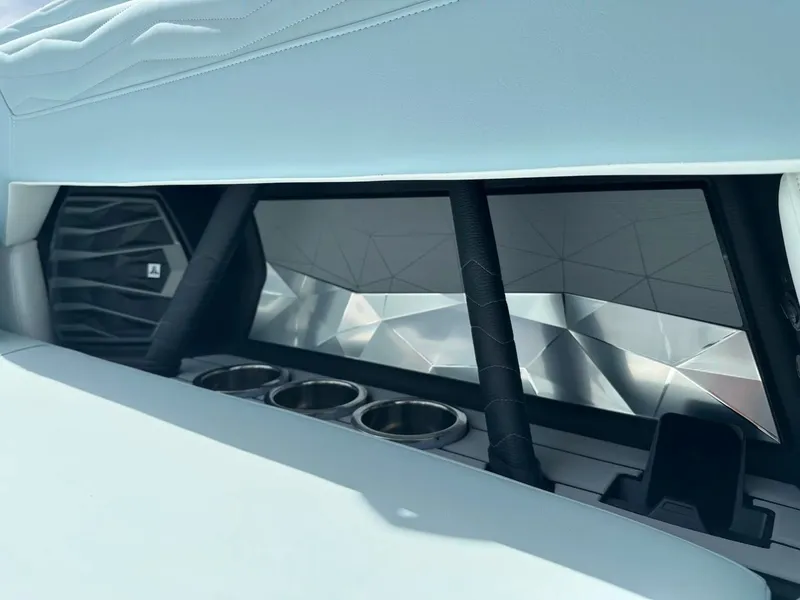 Slide: The Image of Nautique G23 2026 - 36