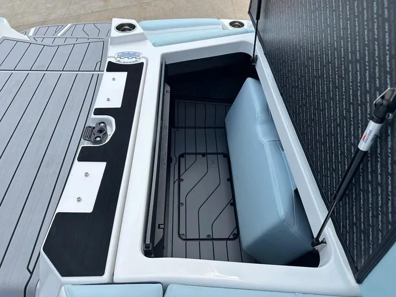 Slide: The Image of Nautique G23 2026 - 54