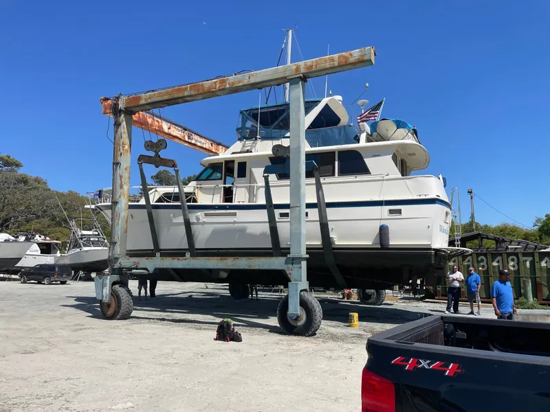 Slide: The Image of Hatteras 53 ED 1985 - 10
