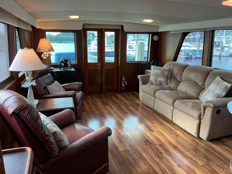 Slide: The Image of Hatteras 53 ED 1985 - 18