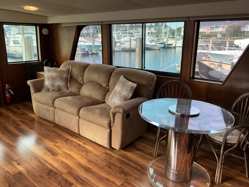 Slide: The Image of Hatteras 53 ED 1985 - 19