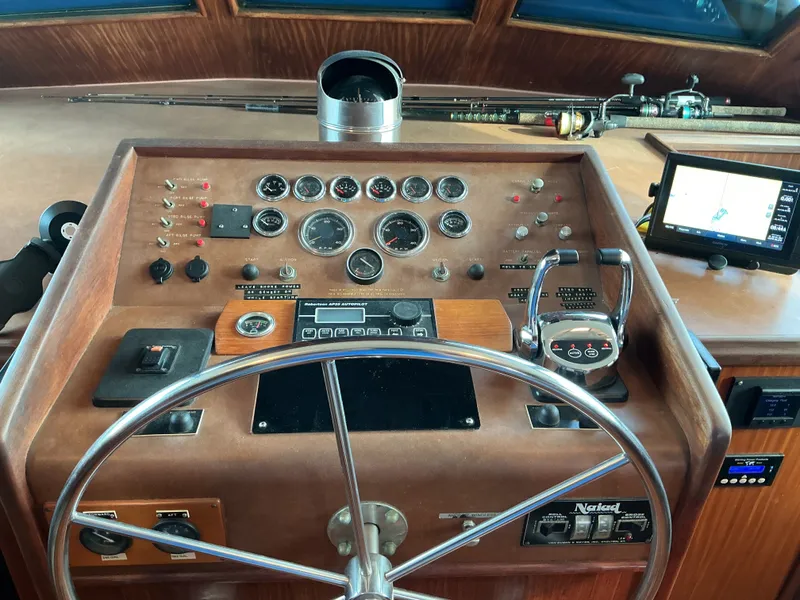 Slide: The Image of Hatteras 53 ED 1985 - 28