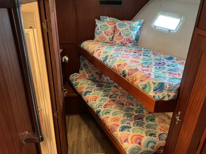 Slide: The Image of Hatteras 53 ED 1985 - 39